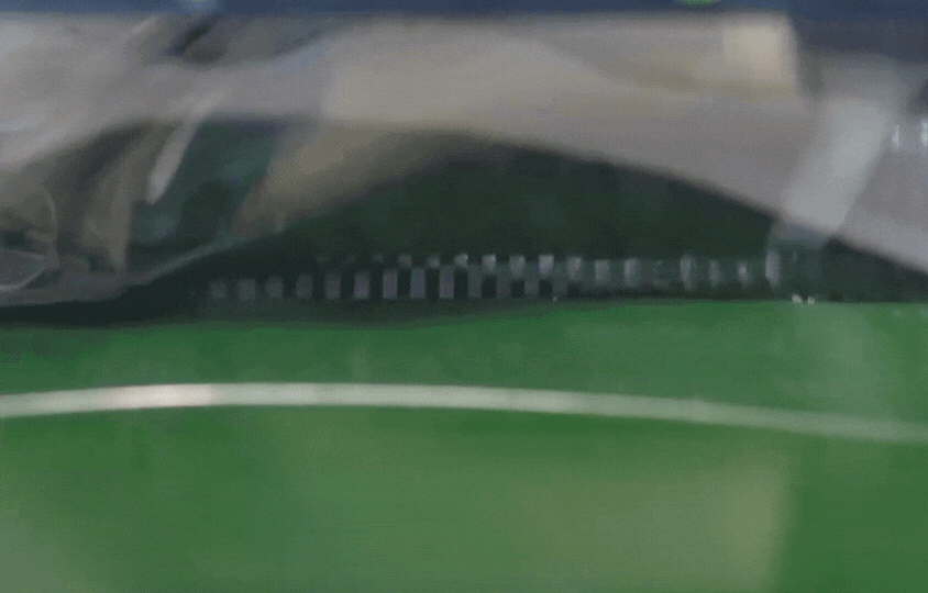 Papierstapel wird geschreddert