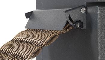 Herstellung von gestauchtem Material mit Stauchungsklappe