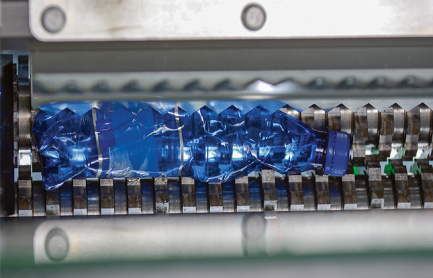 HSM PET CP Flascheneinzug